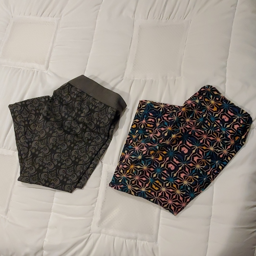 LulaRoe Leggings & Blue Star Legging